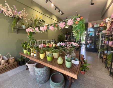 Flower shop for sale ПРОДАЕТСЯ ЦВЕТОЧНЫЙ МАГАЗИН (photo 1)