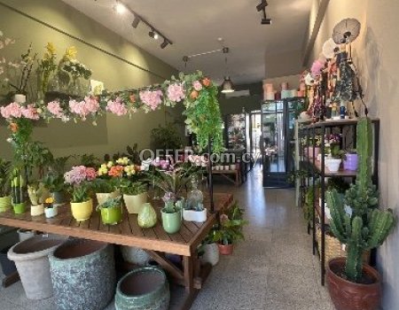 Flower shop for sale ПРОДАЕТСЯ ЦВЕТОЧНЫЙ МАГАЗИН