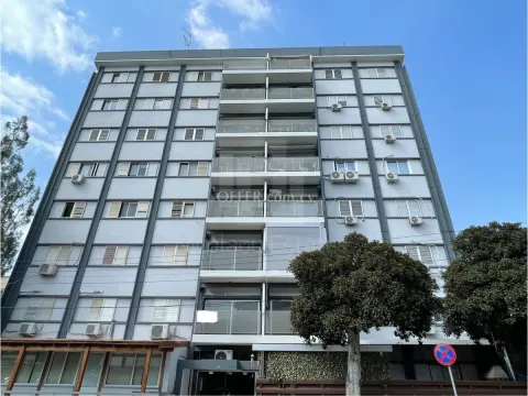 Two bedroom can be converted to 3 bed for sale in Kennedy avenue - Main Photo
