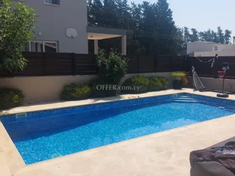 4 Bed House for rent in Trachoni, Limassol - Main Photo