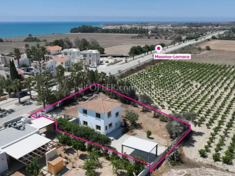 Charming 3 Bedroom House in the Coastal Area of Mazotos Larnaca - Main Photo