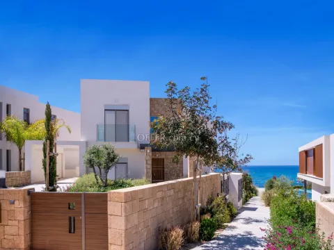 6 bed house for sale in Chloraka Pafos - Main Photo