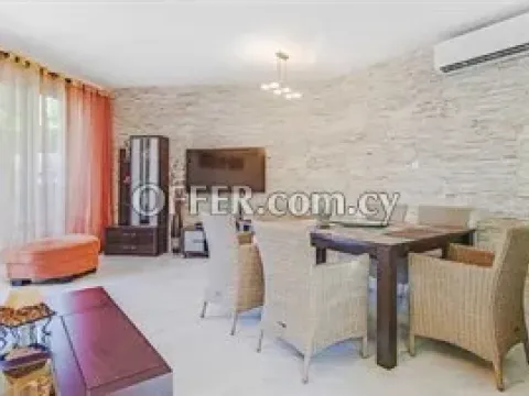Detached 4 Bedroom Villa  With Pool Just 400m from The Beach In Park L - Main Photo