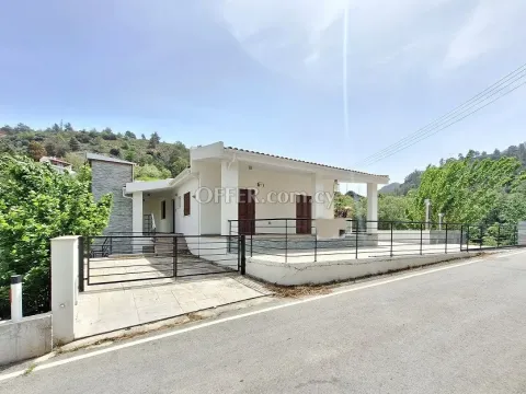 House (Detached) in Kakopetria, Nicosia for Sale - Main Photo