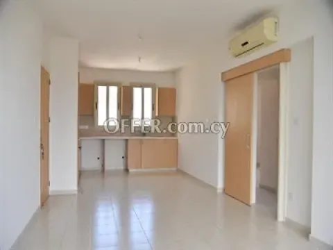 2 Bedroom Apartment  In The Center Of Larnaka - Main Photo