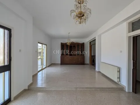 Ground floor house and a shop located in Kornos Larnaca - 7