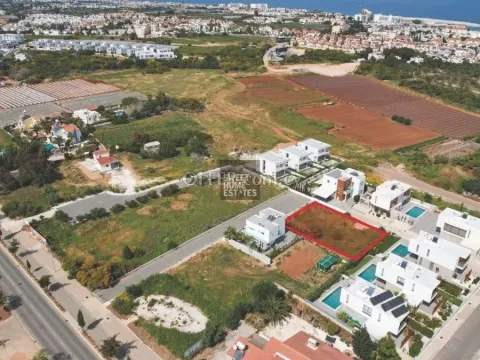 Touristic Land  in Prime Location in Pernera - 5