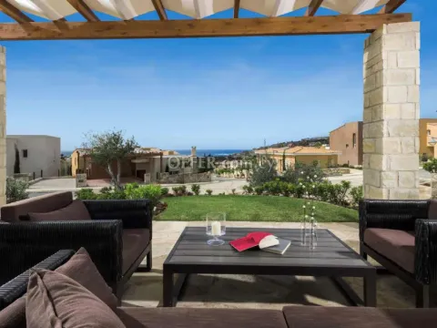 2 bed apartment for sale in Chloraka Pafos - 4