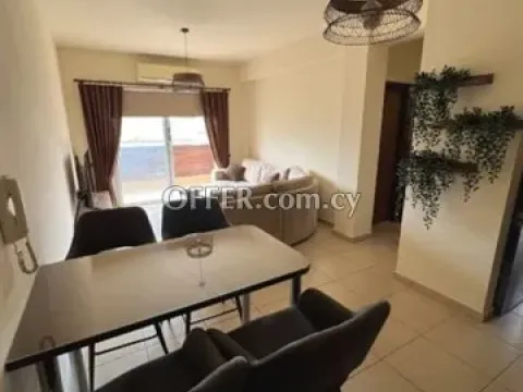 Fully furnished Beautiful 1 Bedroom Apartment  in an Excellent Locatio - Main Photo