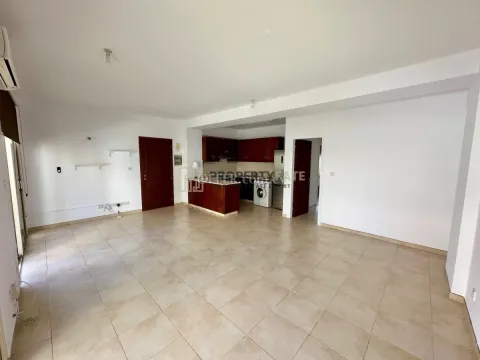2 Bedroom Apartment in Petrou & Pavlou - Main Photo
