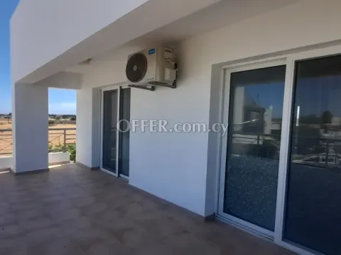Καινούργιο Πωλείται €188,000 Διαμέρισμα Κίτι Λάρνακα - Main Photo