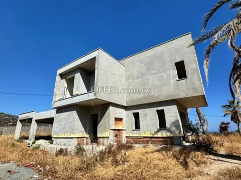 House (Detached) in Agios Tychonas, Limassol for Sale - Main Photo