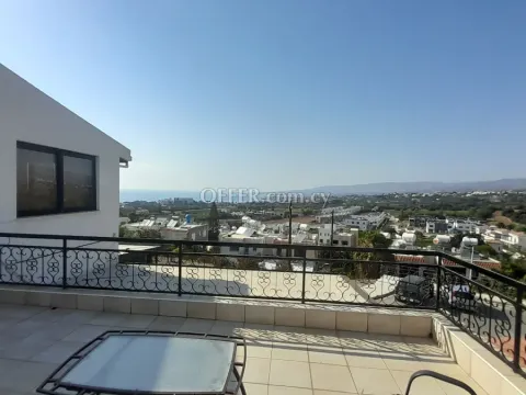 3 Bed Townhouse for rent in Chlorakas, Paphos - Main Photo