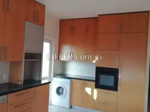 3 Bedroom Apartment  In Kaimakli, Nicosia - Main Photo