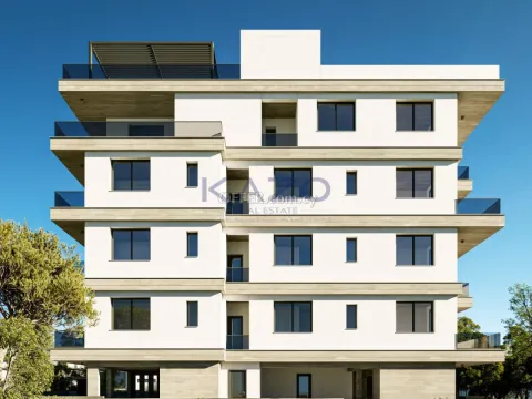 Modern Top Floor Apartment in Central Agios Nicolaos - Main Photo