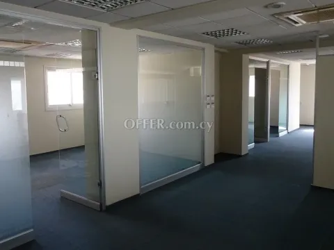 Commercial (Office) in Kaimakli, Nicosia for Sale - 3
