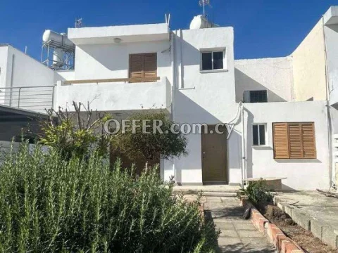 For Sale, Three-Bedroom Semi Detached House in Latsia - Main Photo