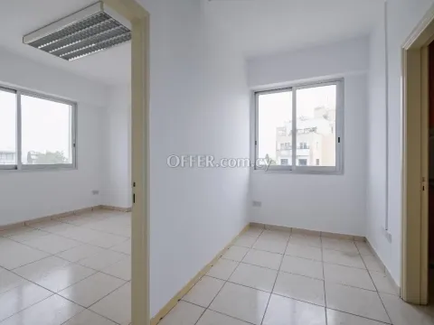 Commercial (Office) in Agios Antonios, Nicosia for Sale - 3