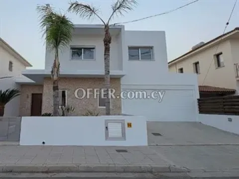 4 Bedroom House  In Geri, Nicosia - Main Photo