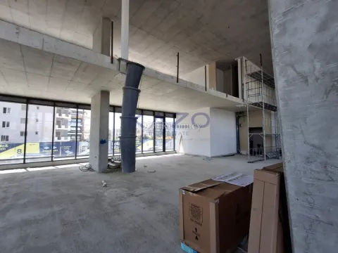 Spacious Ground Floor with Mezzanine Office in Agios Athanasios - 11