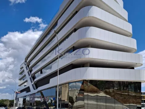Modern Ground Floor with Mezzanine Office 451m² in Agios Athanasios - 10