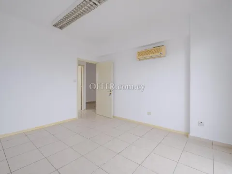 Commercial (Office) in Agios Antonios, Nicosia for Sale - 4