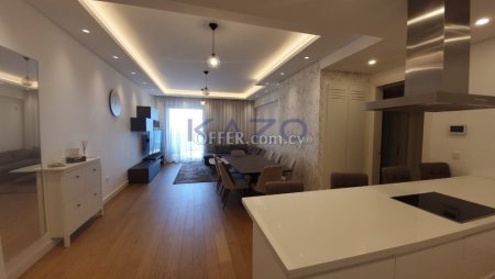 Seafront Apartment with Gym Pool and Sea View