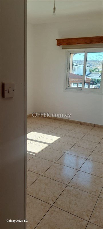 Spacious 3 Bedroom House  In Oroklini, Larnaca. Ideal For Families.