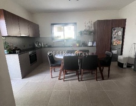 House for sale (photo 1)