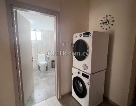 House for sale (photo 2)