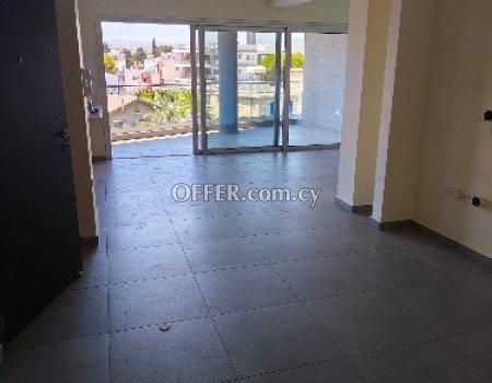 For Rent – Whole Floor Apartment – 3 Bedrooms – Limassol City Center ???? Rent: €1,450/month (common expenses included) Spacious 150 sq.m. whole-floor apartment available for rent 