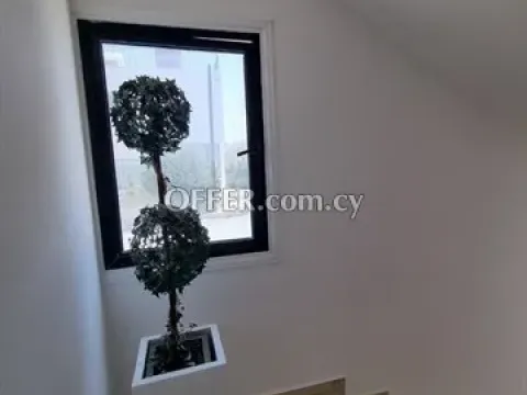 Modern Office in excellent condition and location, with reception area - Main Photo
