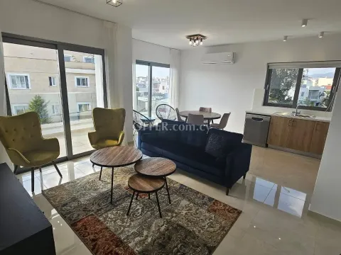 Modern Three Bedroom Apartment in Central Universal - Main Photo