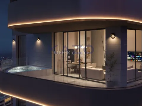 Spacious Three Bedroom Apartment with Gym in Vibrant Chrysopolitissa - 4