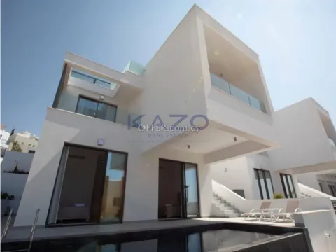 Furnished Sea View Villa in Peaceful Chloraka Area - Main Photo