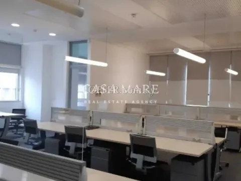 Ground Floor Office 250 sq.m. in Nicosia City Centre - 7