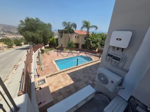 For Rent Three Bedroom House with Pool in Lush Germasoyeia - 12