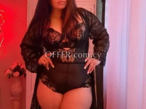 REAL SWEET GIRL - Photo 1