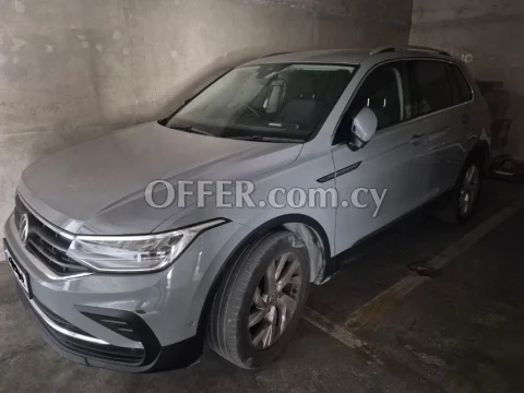 2020 Volkswagen Tiguan 1.5L Petrol Automatic SUV - Main Photo