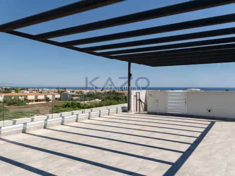 Modern Seafront Villa with Pool in Paralimni - 5