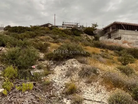 Field for sale in Agios Tychon, Limassol - Main Photo