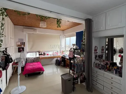 Apartment (Penthouse) in Neapoli, Limassol for Sale - Main Photo