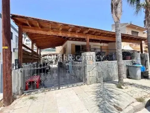 3 Bedroom House  In Agia Fyla, Limassol - Main Photo