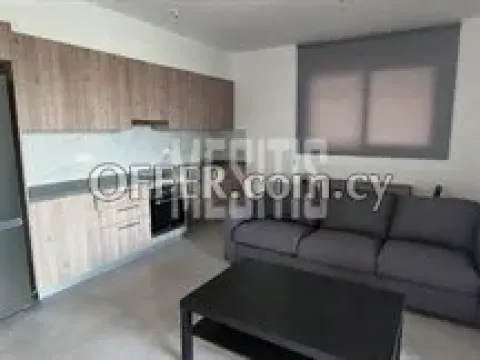 Modern Fully Furnished 1 Bedroom Apartment  Within Walking Distance of - Main Photo