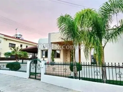 4 Bedroom House  In Episkopi, Limassol - Main Photo