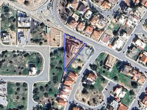 Large Commercial Building for Sale in Episkopi - Main Photo