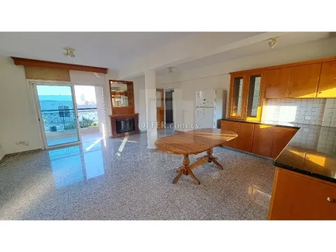Huge 2 bed apartment Mesa Geitonia Limassol Cyprus - Main Photo