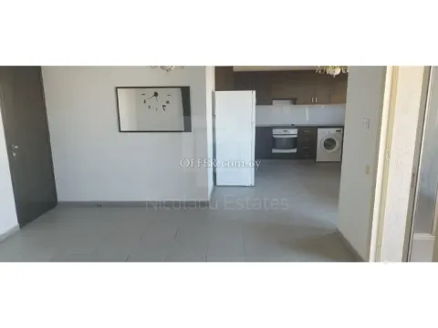 Resale 2008 2 bedroom top floor apartment in Ypsonas - Main Photo