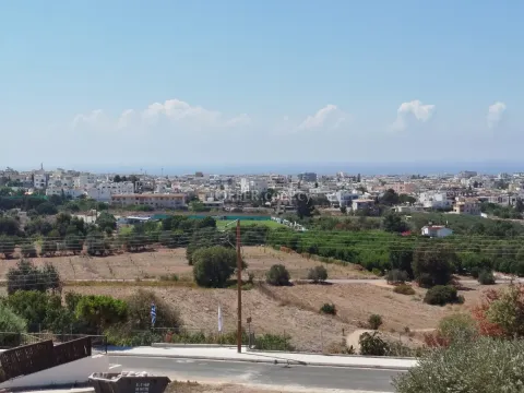 5 Bed Apartment for rent in Empa, Paphos - Main Photo