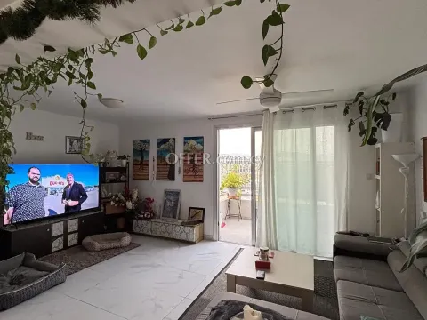 Apartment (Penthouse) in Neapoli, Limassol for Sale - 11